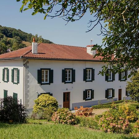 Maison Gamboia, Chambres D'Hotes Au Calme Avec Jardin Hasparren Eksteriør bilde